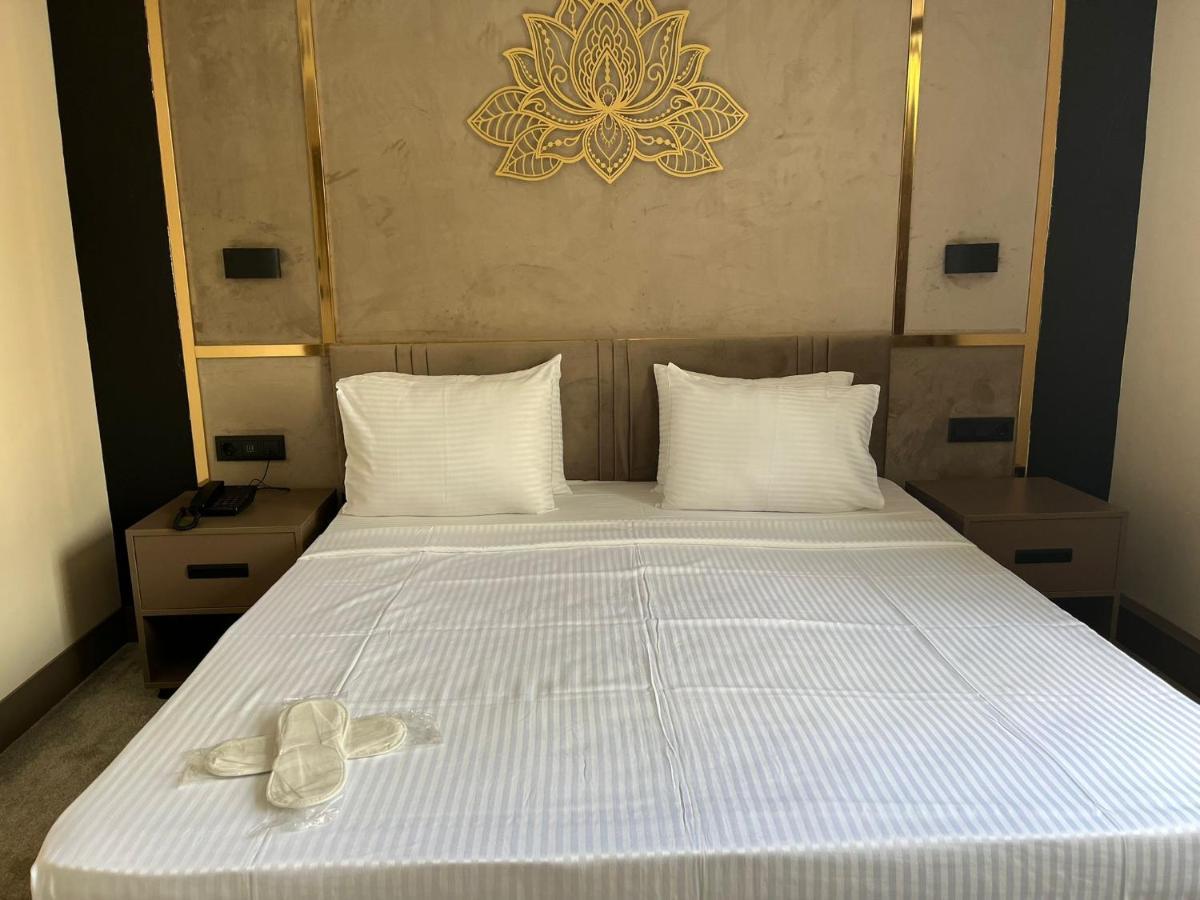 Istanblu Hotel Atasehir Istanbul Exterior photo
