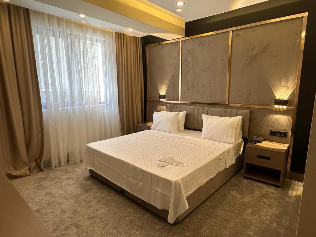 Istanblu Hotel Atasehir Istanbul Exterior photo